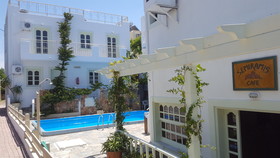 Hesperia Apartments