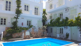 Hesperia Apartments