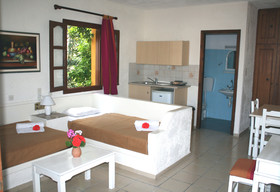 Hesperia Apartments