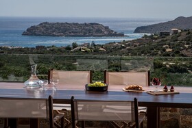 Ninemia Villa II in Crete