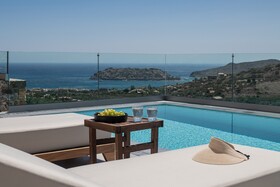 Ninemia Villa II in Crete