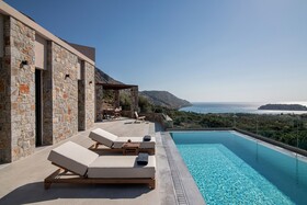 Ninemia Villa II in Crete