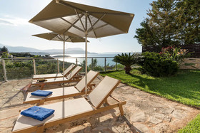 Hectoras Villa In Plaka