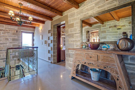 Hectoras Villa In Plaka