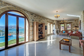 Hectoras Villa In Plaka
