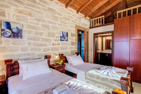 Hectoras Villa In Plaka