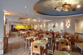 Alianthos Garden Hotel