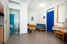 Anna Plakias Apartments