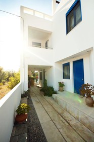 Anna Plakias Apartments