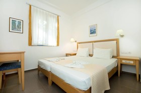 Anna Plakias Apartments