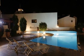 Hotel Myrtis