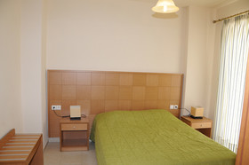 Manolis Apartments