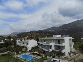 Manolis Apartments