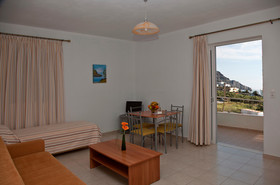 Manolis Apartments