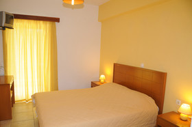Manolis Apartments
