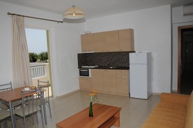 Manolis Apartments
