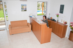 Manolis Apartments