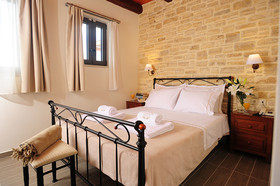 Stefanos Village Hotel