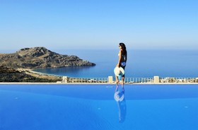 Stefanos Village Hotel