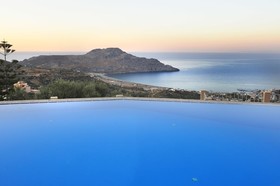 Stefanos Village Hotel