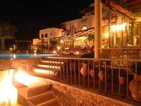 Stefanos Village Hotel