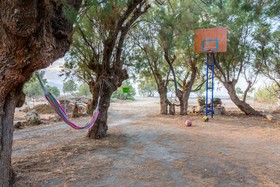 Aadonis Villa