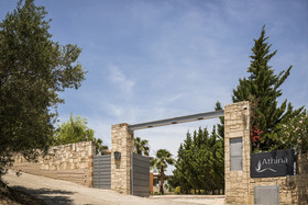 Athina Luxury Villas