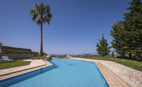 Athina Luxury Villas
