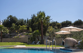 Athina Luxury Villas