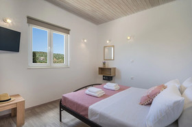 B&M Villas