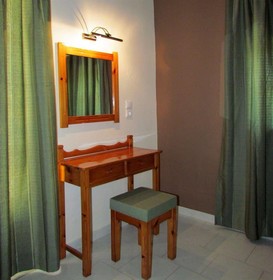 Cathrin Apartments and Studios