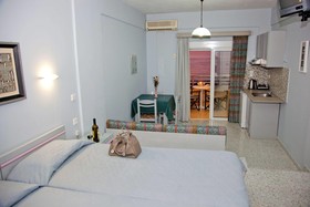 Ermis Suites