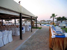 Geraniotis Hotel & Resort