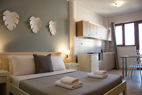 Horizon Apartments Platanias