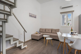 House Sirili