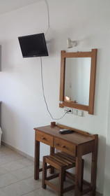 Karmi Studios & Apartments