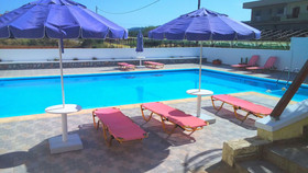Karmi Studios & Apartments