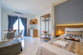 Linda Apartments