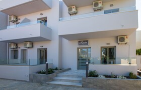 Linda Apartments