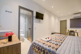 Linda Apartments