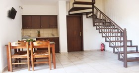 Lola's Hotel