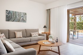Minoa Palace Resort