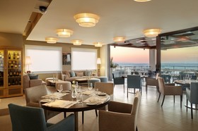 Minoa Palace Resort