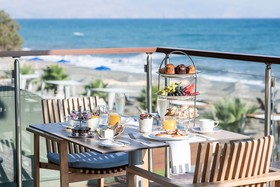 Minoa Palace Resort