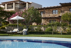 Minoa Palace Resort