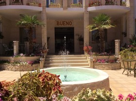 Bueno Hotel Apartments