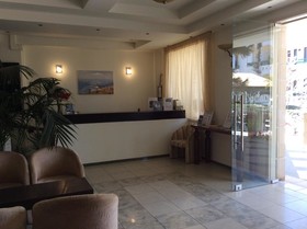 Bueno Hotel Apartments