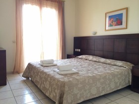 Bueno Hotel Apartments