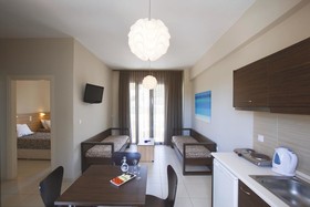 La Stella Suites