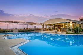 Marinos Beach Hotel